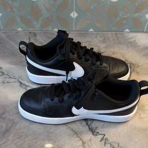 Nike Kids Black and White Low-Top Sneakers